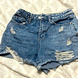 Denim ripped shorts